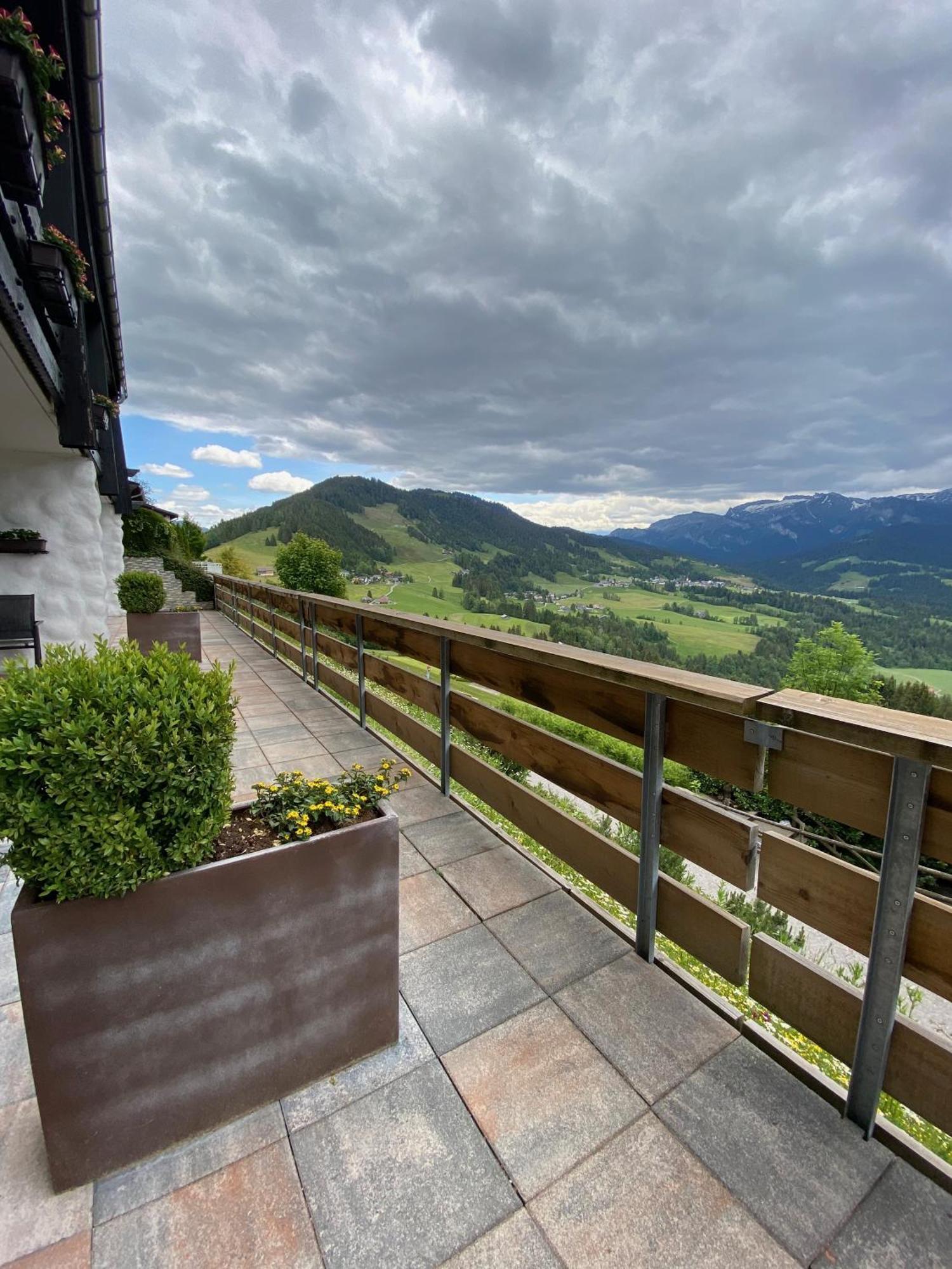 Ferienwohnung & Spa Renate Sibratsgfall ภายนอก รูปภาพ